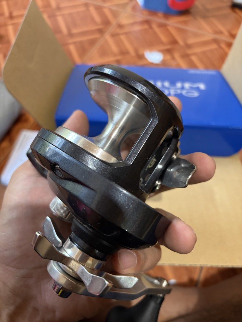 Shimano Torium 2000PG (Category: Fishing) located in Baguio. Submitted by tunehaven (Listing ID 1466719603, Image 3). Description: brandnew Shimano Torium 2000PG lefthand not used box opened for photos .