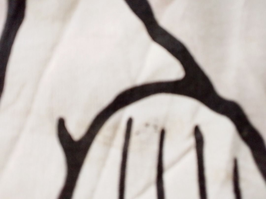 Shirt US BNEWTAG (Snoopy) (Category: Shirts) located in Los Banos. Submitted by mania-62906 (Listing ID 1466613709, Image 3). Description: Authentic. US Medium. ( Minor dirt di ko pa sinusubukan na labahan).
