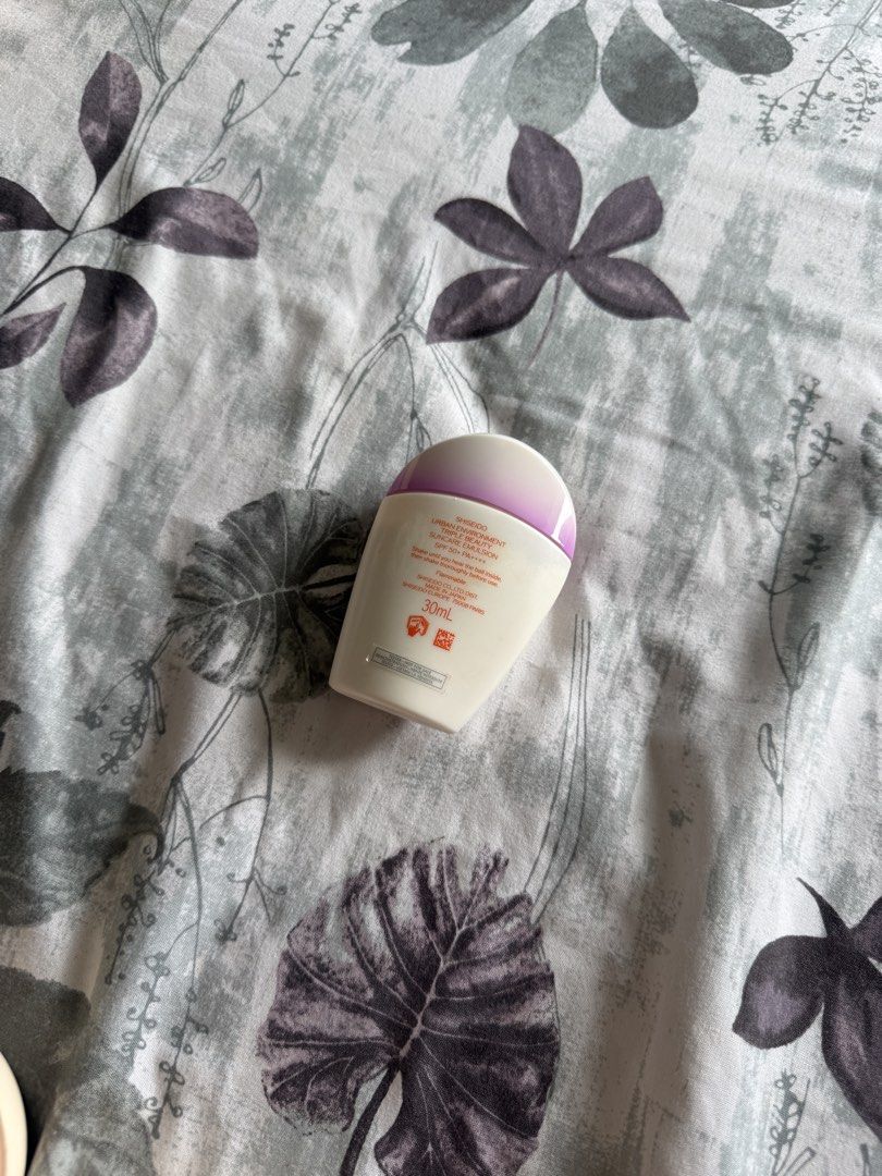 Shiseido Sunscreen (Category: Makeup) located in Imus. Submitted by diana2999 (Listing ID 1466617860, Image 2). Description: 85% product remaining .