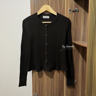 (Kategori: ) berada di . Dikirim oleh by_lamelo (ID iklan 1466690635, Gambar 1). Deskripsi: .