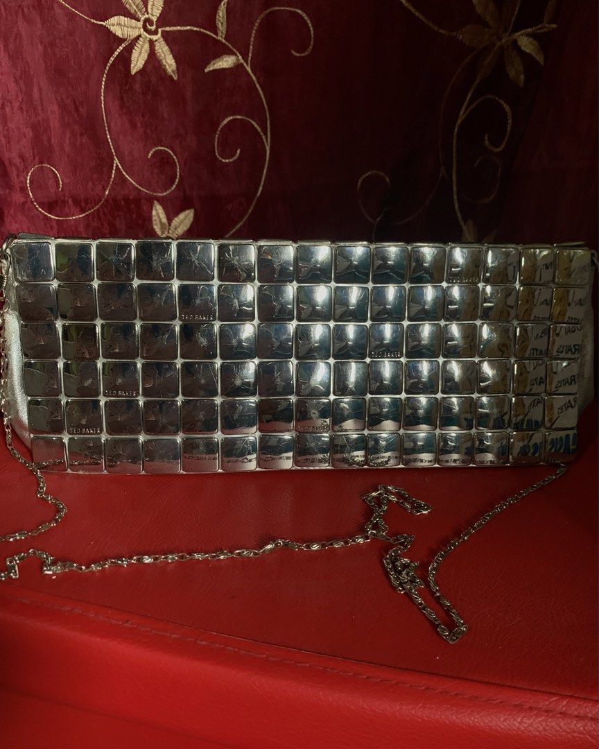 silver metallic structured clutch | ted baker (Category: Clutches) located in Iloilo. Submitted by arcaine._. (Listing ID 1466725875, Image 2). Description: niche clutch! with silver chain.