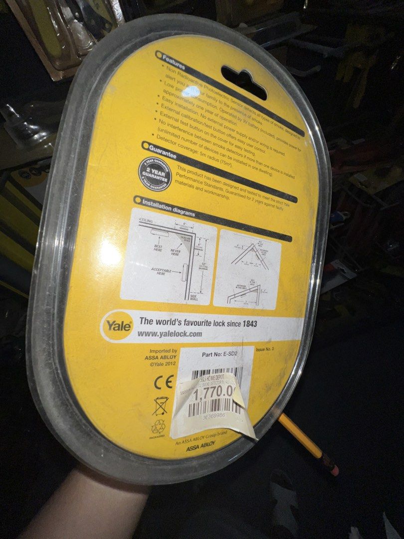 Yale smoke detector ESD2 (sale) (Category: Home Improvement Tools & Accessories) located in Paranaque City. Submitted by pilipinashop (Listing ID 1466603968, Image 2). Description: Brand new Sale.