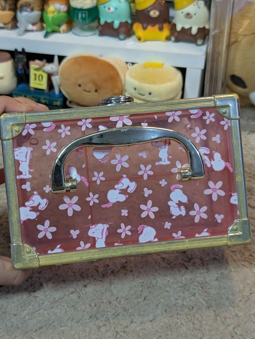 Snoopy Acrylic Organizer Chest (Category: Accessory Holder, Box & Organizers) located in San Pedro. Submitted by eurisilvers (Listing ID 1466717184, Image 3). Description: See scratches, discoloration, and overall condition on the photos~ — shipping is via J&T Express — mop: gcash, maya, bank transfer — location: san pedro city, laguna.