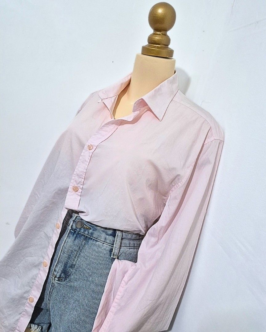 Soft Pink Oversized Button-Down Shirt | L–XL (Category: Longsleeves) located in Cabanatuan. Submitted by _erboutique (Listing ID 1466675312, Image 2). Description: • Pretty soft pink long-sleeve shirt — relaxed & comfy • Classic collar, button front, loose oversized fit • Lightweight fabric, easy to style open or tucked in • Size L–XL | Shoulder 19" | Bust 44" | Length 26" • Great condition, versatile everyday piece.