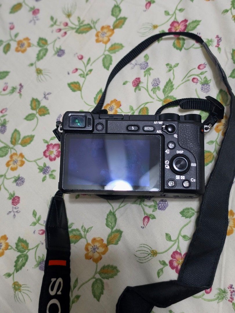 Sony A6400 Mirrorless Camera with 16-50mm Lens (Category: Cameras) located in Santa Rosa. Submitted by manz000_kiiide (Listing ID 1466645690, Image 2). Description: rush sale send pm lang po for more questions inclusions: -original battery -kit lens more details: -no issues -never nabagsak or nabasa alagang alaga po and lightly used - Camera Model: Sony A6400 Mirrorless Digital Camera (Black) - Lens Included: E 3.5-5.6/16-50mm PZ OSS Lens - Acces