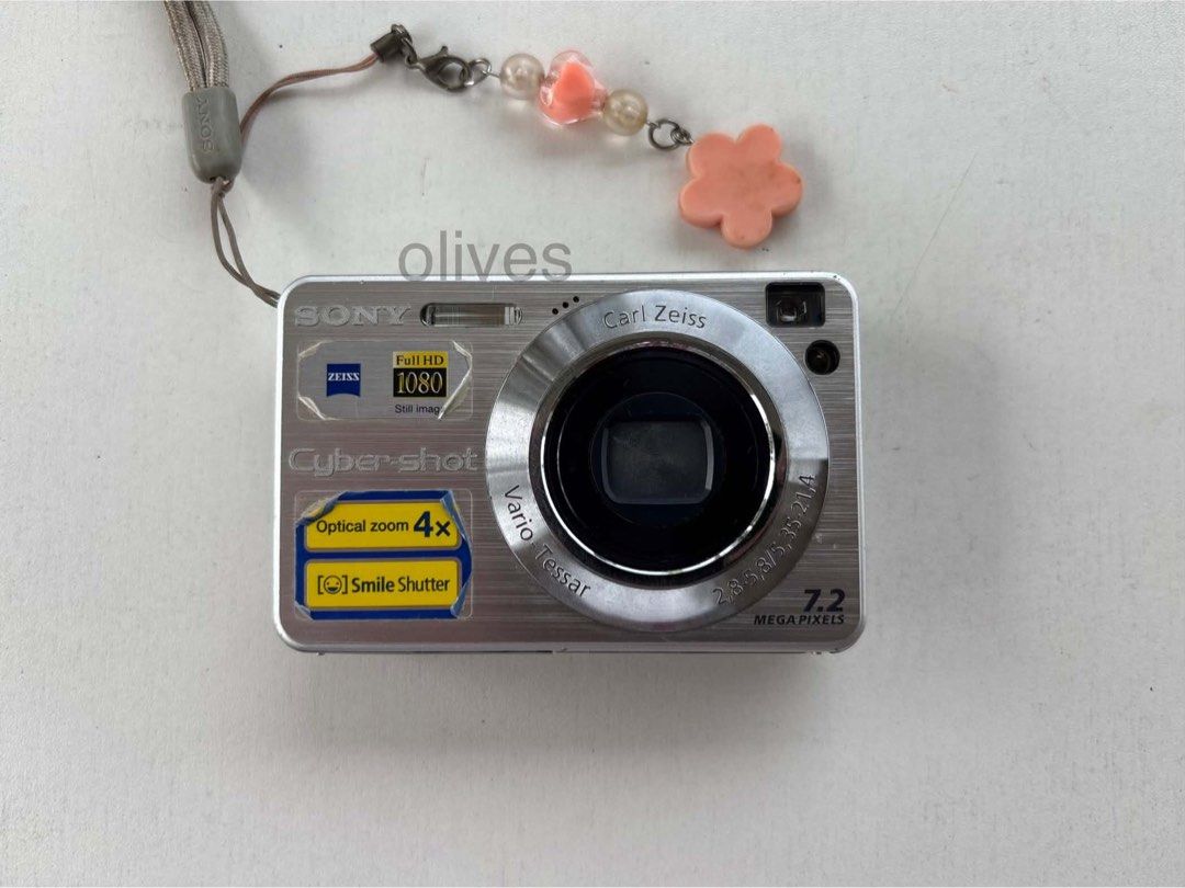 SONY CYBERSHOT (Category: Cameras) located in Manila. Submitted by princekheann (Listing ID 1466742694, Image 3). Description: 📸 Sony DSC-W110, 2008 model Issues: • Settings dial has a slight issue when rotated, but still function • Flash not working • Has scratches • Small dust spot on LCD screen • Some paint has worn off due to age Asking price: 4500 Inclusions: Camera bag and battery Meetup at: Malolos / Calumpit / QC.