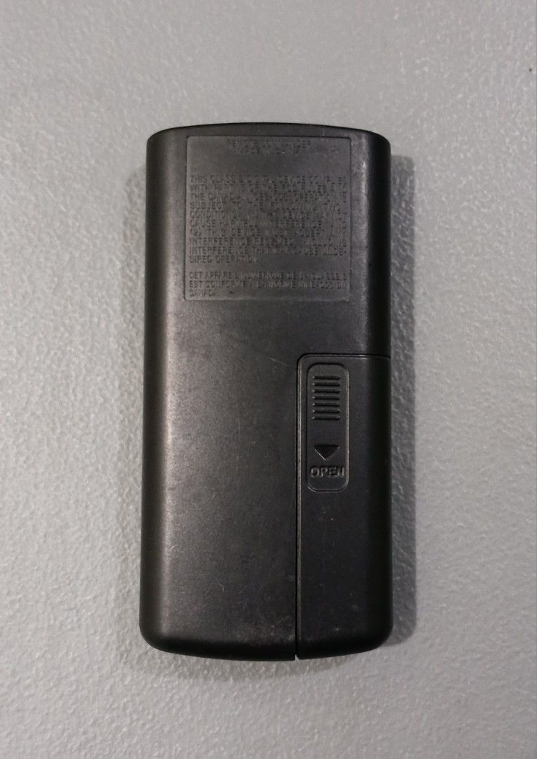 Sony RMT-814 Remote Commander (For Sony Handycam / Camcorder) - Untested (Category: Vintage Collectibles) located in Bulacan. Submitted by honhonliz (Listing ID 1466691374, Image 2). Description: • Brand: Sony Genuine OEM • Model: RMT-814 Compatibility: Works with various Sony Handycam, Video 8, Hi8, Digital8, and MiniDV camcorder models (e.g., DCR-TRV series). • Features: Dedicated buttons for Start/Stop, Photo, Zoom (T/W), Display, Search Mode,