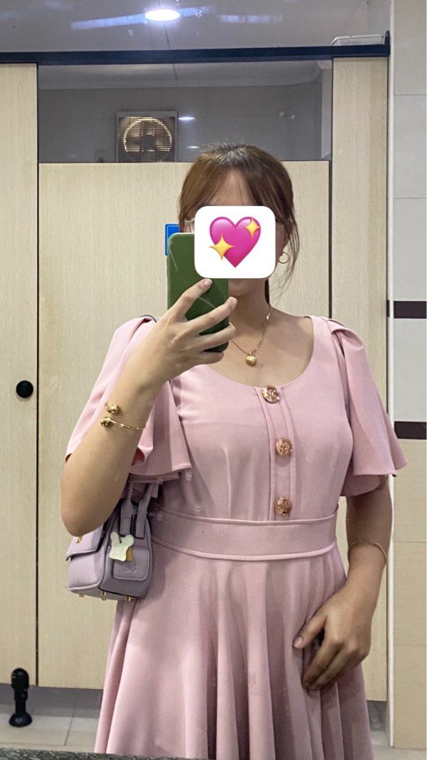 Soon Manila Dress (Category: Dresses) located in Cabanatuan. Submitted by lovetohoard (Listing ID 1466742779, Image 2). Description: DM for more photos.