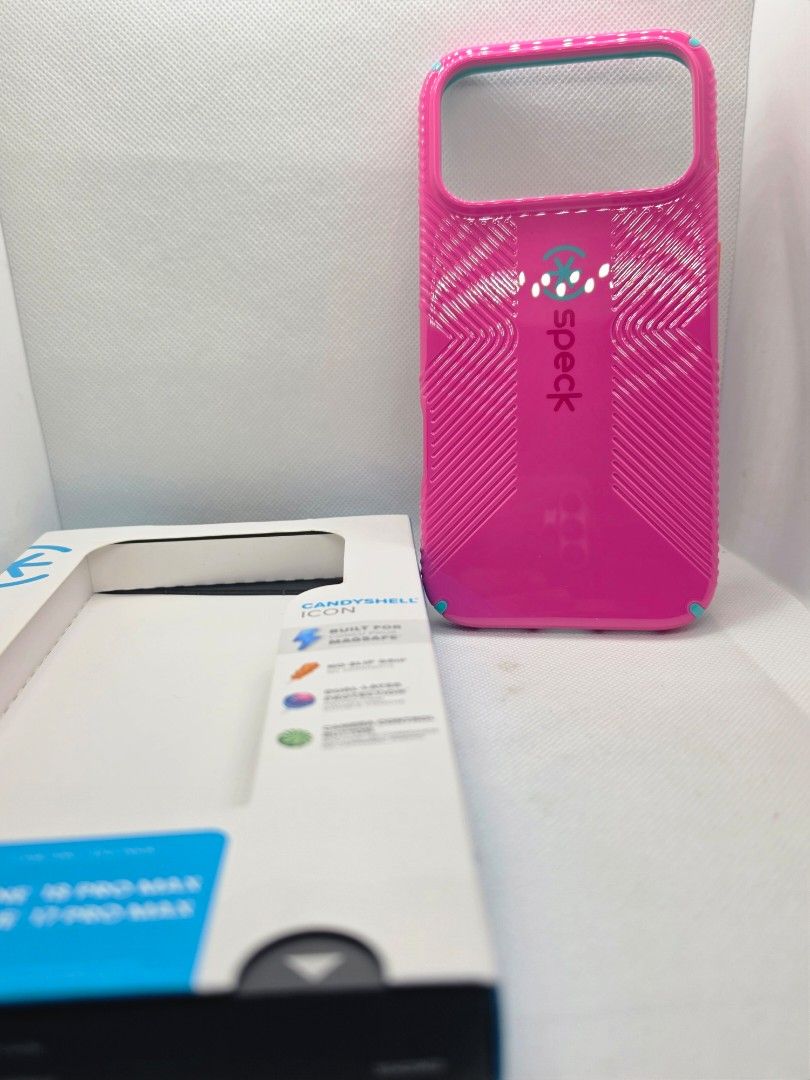 Speck case for iphone 18 pro max (Category: Cases & Sleeves) located in Las Pinas. Submitted by jhered (Listing ID 1462488622, Image 1). Description: sale brandnew original with magsafe sale for 2500 las pinas area.
