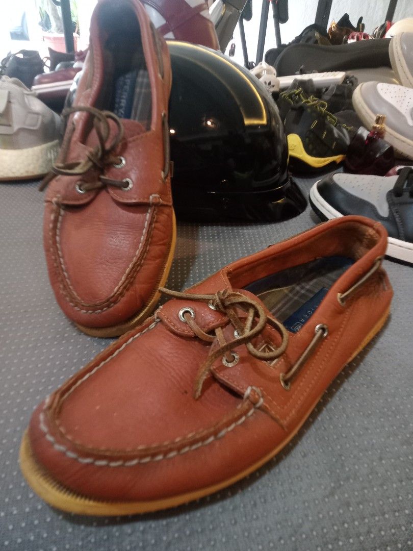 Sperry top sider (Category: Casual Shoes) located in Makati City. Submitted by pardsroman (Listing ID 1466585858, Image 3). Description: MOP via BPI or gcash payment first before delivery no return no exchange. shipping at buyers expense US size 10.