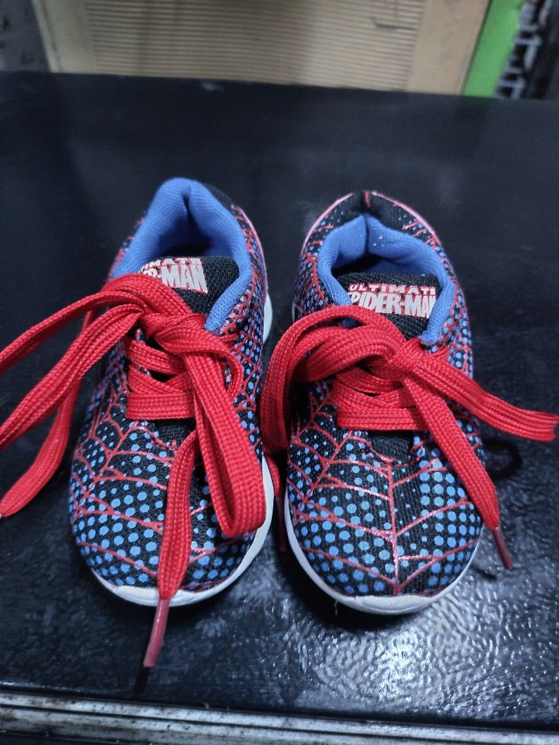 SPIDERMAN SHOES (Category: Babies & Kids Fashion) located in Manila. Submitted by kwin15 (Listing ID 1466571547, Image 1). Description: original spiderman shoes.