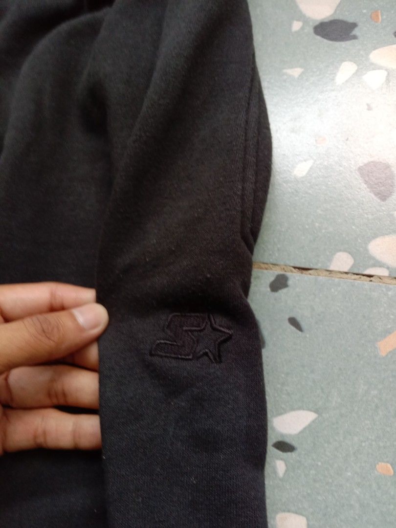 STARTER BAGGY SWEATPANTS (Category: Jeans) located in Manila. Submitted by adinsthrift (Listing ID 1466626703, Image 3). Description: STARTER BAGGY SWEATPANTS W- FREE L-44 THIGH-17.5 LO-10 10/10 CONDI 10/10 COLOR RATE NO ISSUE!.