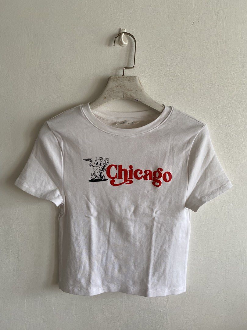 Stretchable blouse (Category: Shirts) located in Ilagan. Submitted by dontmakemebooyou (Listing ID 1466613292, Image 1). Description: Best fit medium size Stretchy Semi cropped .