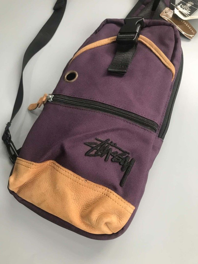 Stussy Crossbody bag (Category: Belt bags, Clutches and Pouches) located in Santa Rosa. Submitted by _ba_mo_si_ (Listing ID 1466584734, Image 2). Description: Bag only Plus sf Dm.
