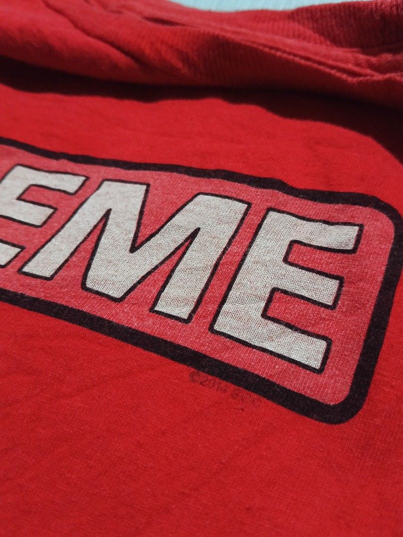 Supreme (Category: Tshirts & Polo Shirts ) located in Maramag. Submitted by paklooythrift (Listing ID 1466717459, Image 3). Description: PM more details.