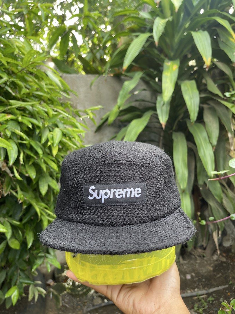 Supreme 5 panel (Category: Caps & Hats) located in Butuan. Submitted by cgsayas20083001 (Listing ID 1466644836, Image 2). Description: Goods pa.