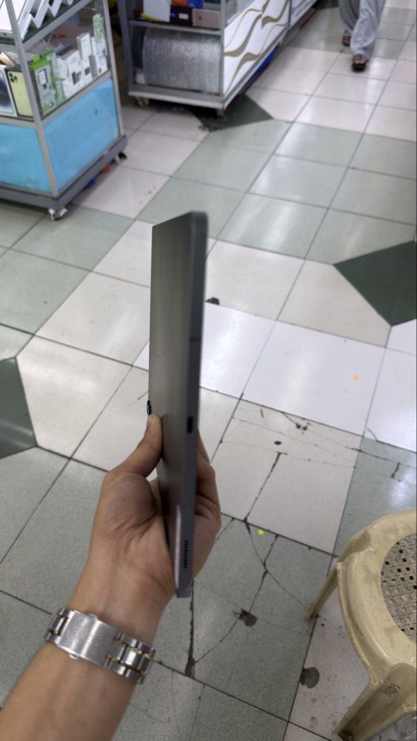 Tab S9 FE Plus 5G 128gb/8gb NTC Approved (Category: Android) located in Manila. Submitted by carimgadgets (Listing ID 1466733803, Image 3). Description: .