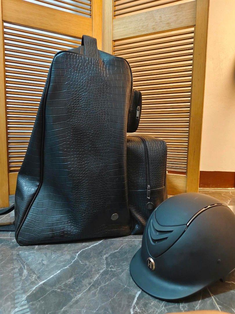 📍TAKE ALL HORSE BACK RIDING GEAR SET📍 (Category: Looking For) located in Valenzuela. Submitted by se_japansurplus (Listing ID 1466721706, Image 3). Description: 😱😱JACKPOT ITEM😱😱 📍TAKE ALL HORSE BACK RIDING GEAR SET📍 ⚡⚡SALE 5,800 ONLY ⚡⚡ RIGINAL SET IMPORTED FROM JAPAN ✨ CROCODILE LEATHER GEAR BAG (SHOULDER STRAP) ✨PRICE HELMET(ONE-K) BRAND ✨LONG BOOTS SIZE 24CM (SHOE SIZE)LEATHER ✨ANYHORSE BRAND LEGGING NO ISSUE‼️Very Good condition WHAT 