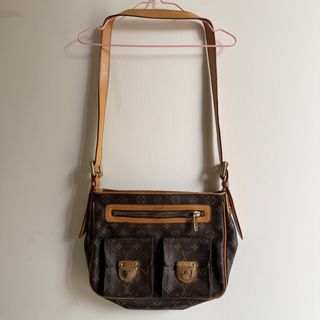 (Kategori: ) berada di . Dikirim oleh farprelovedstuff (ID iklan 1466647855, Gambar 1). Deskripsi: .