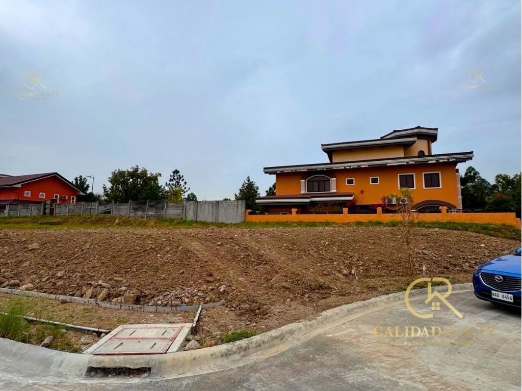 (Category: ) located in . Submitted by calidadrealty (Listing ID 1466627364, Image 1). Description: .