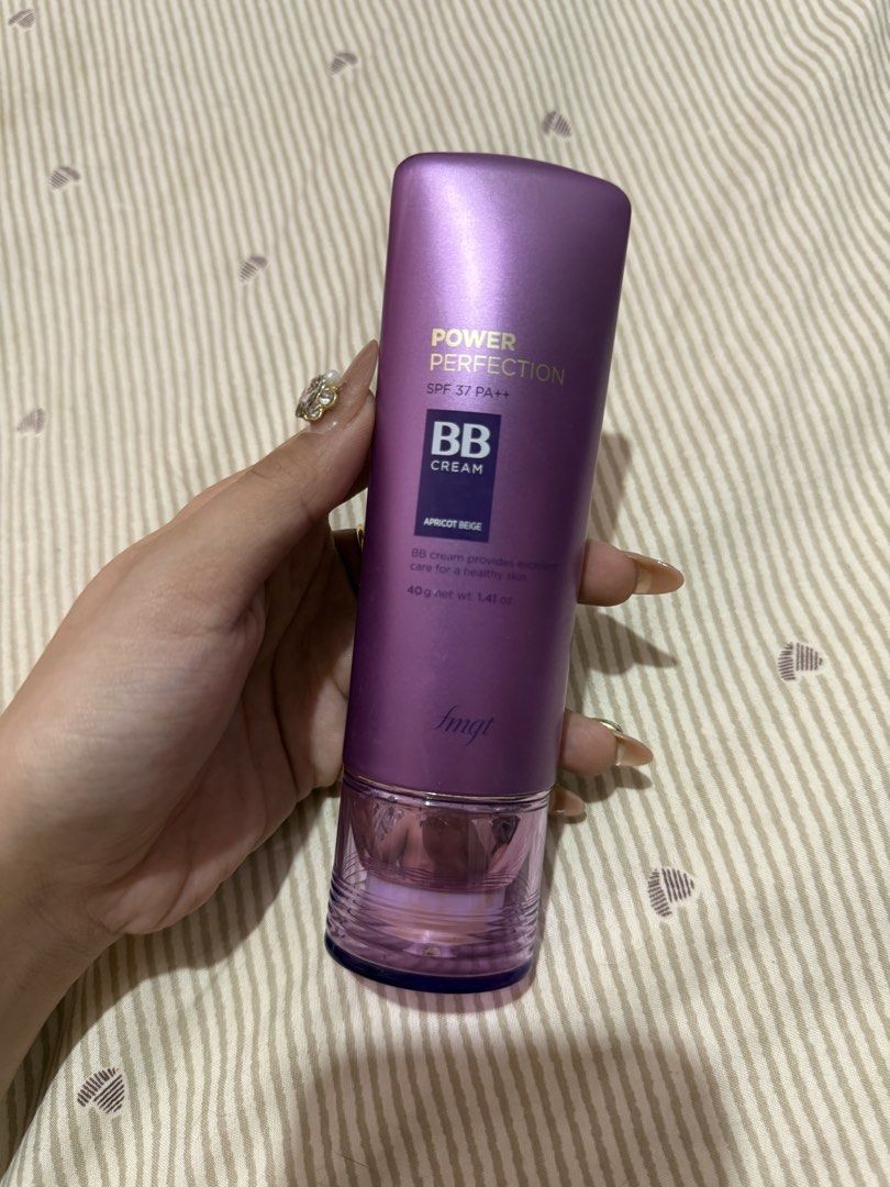 The face shop bb cream (Category: Makeup) located in Taguig. Submitted by chen.preloveddd (Listing ID 1466769294, Image 1). Description: - 70% pa laman since ilang beses ko lang nagamit - Expiry is 2027 pa, bought in The face shop glorietta 📍Taguig south signal village.
