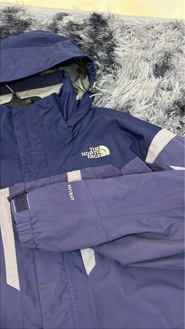 The North Face (Category: Coats, Jackets and Outerwear) located in Manila. Submitted by cjcuevas_05 (Listing ID 1466646876, Image 2). Description: 📌Tanza Cavite Dimesion: 24x27 GCASH ONLY, can ship thru JnT/orange check out.