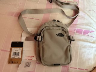 （分類：）位於 。 由 imissumissi 提交（商品編號 1466654588，圖片 1）。簡介： 。