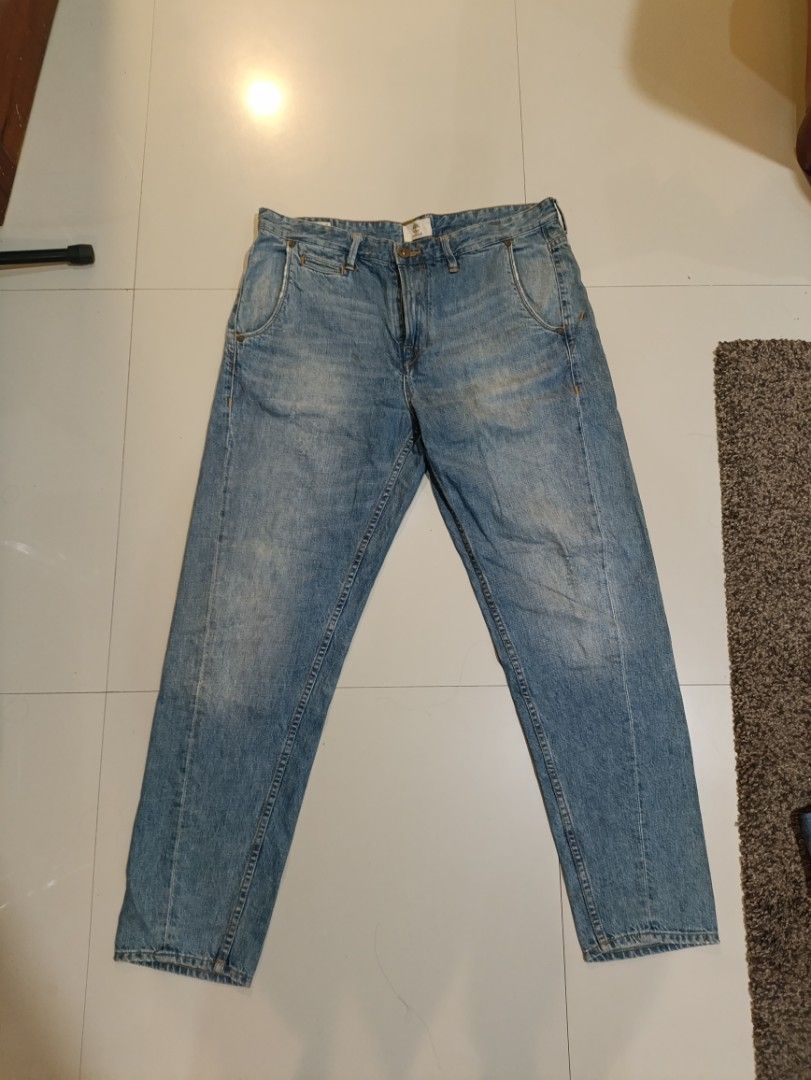 TIMBERLAND JEANS (Category: Jeans) located in Quezon City. Submitted by daniel_thrift05 (Listing ID 1466624082, Image 1). Description: No issue Excellent condition Size 36 Dm me for more details.