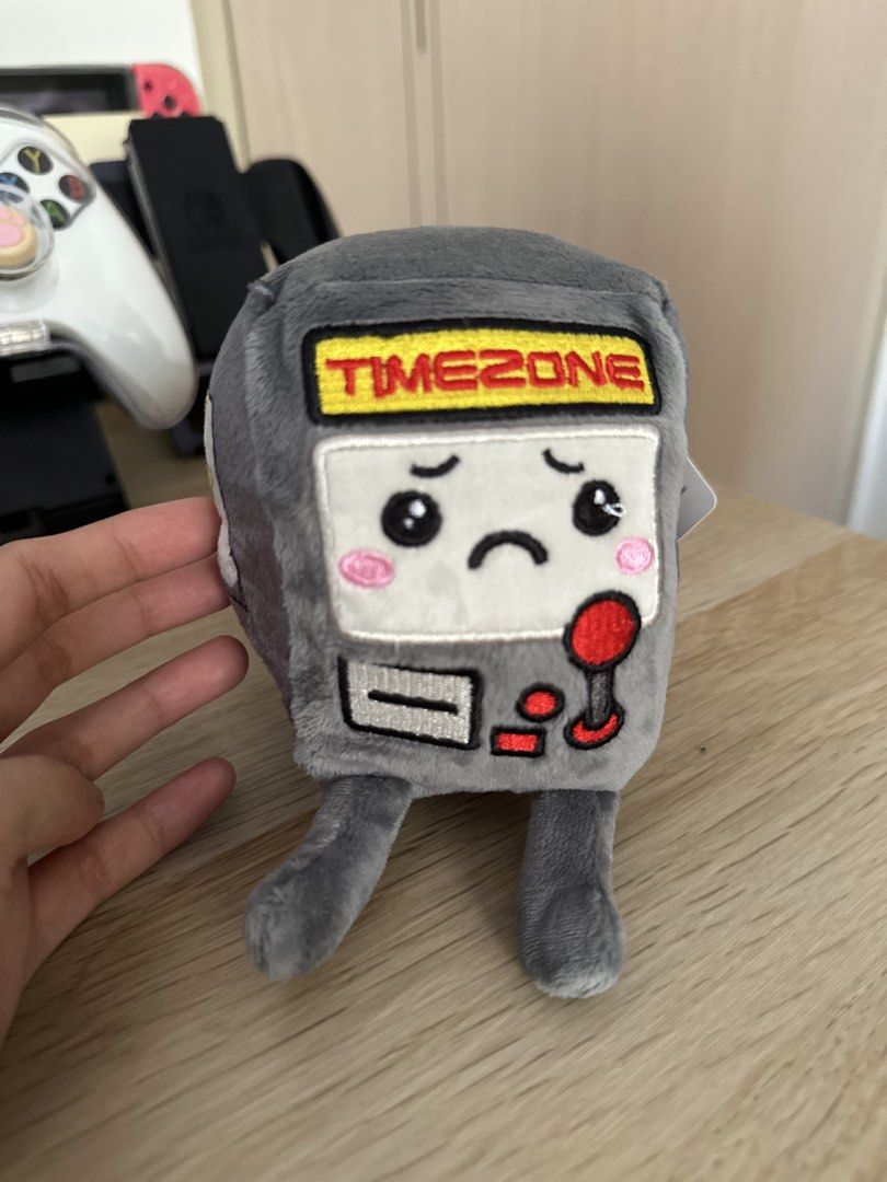 Timezone Claw Buddies Plush Bag Charm - Shy Bit (Category: Plushies & Soft Toys) located in Mandaluyong City. Submitted by deerselu (Listing ID 1466608884, Image 1). Description: .