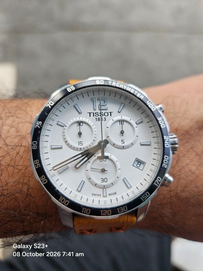 Tissot chronograph (Category: Luxury Watches) located in Alegria. Submitted by watchmefor (Listing ID 1466773003, Image 3). Description: tissot chronograph dm.