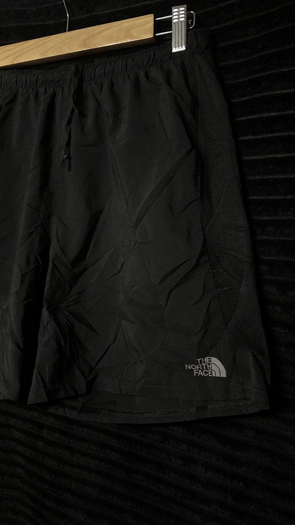 TNF Running short (Category: Shorts) located in Taguig. Submitted by thriftboy23 (Listing ID 1466717455, Image 2). Description: Excellent Condition No major flaws 10/10 Color rate Size S-M Location: Taguig City.