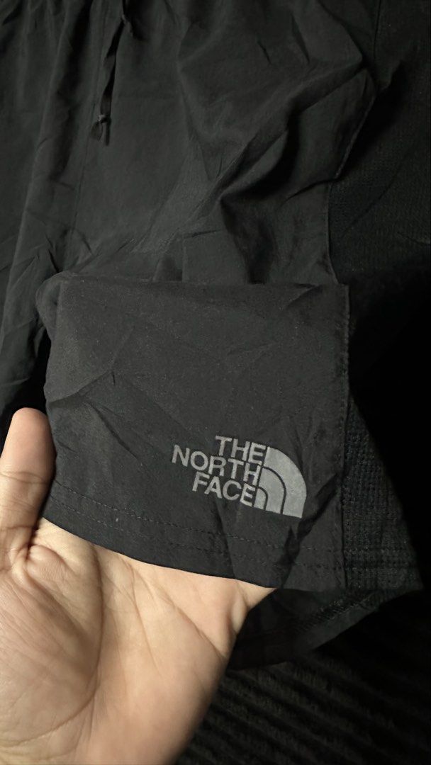 TNF Running short (Category: Shorts) located in Taguig. Submitted by thriftboy23 (Listing ID 1466717455, Image 3). Description: Excellent Condition No major flaws 10/10 Color rate Size S-M Location: Taguig City.