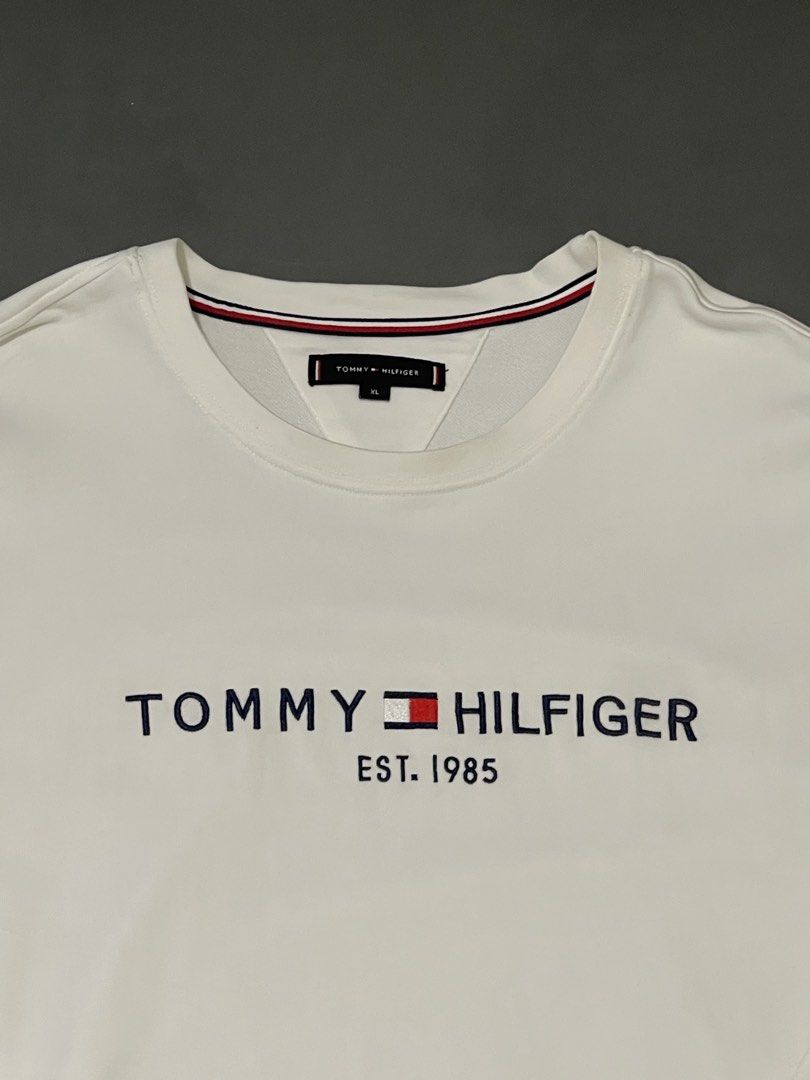 Tommy Hilfiger Longsleeves (Category: Coats, Jackets and Outerwear) located in Caloocan City. Submitted by az.lootz (Listing ID 1466627896, Image 2). Description: .