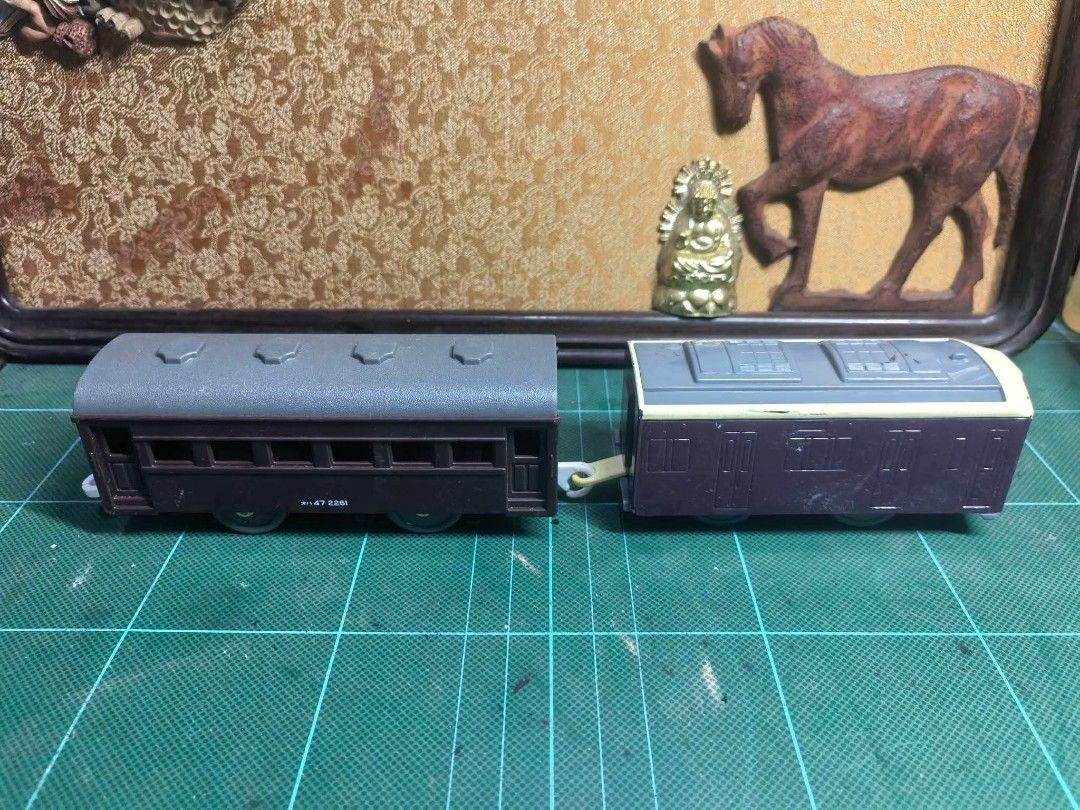 Tomy Thomas The Train Assorted Take All (Category: Kids Toys) located in Cebu City. Submitted by dudes_villanueva (Listing ID 1466670067, Image 3). Description: Toys - Tomy Thomas The Train Assorted S5 In good condition - see all pics for overall condition. Take All 15 pcs.