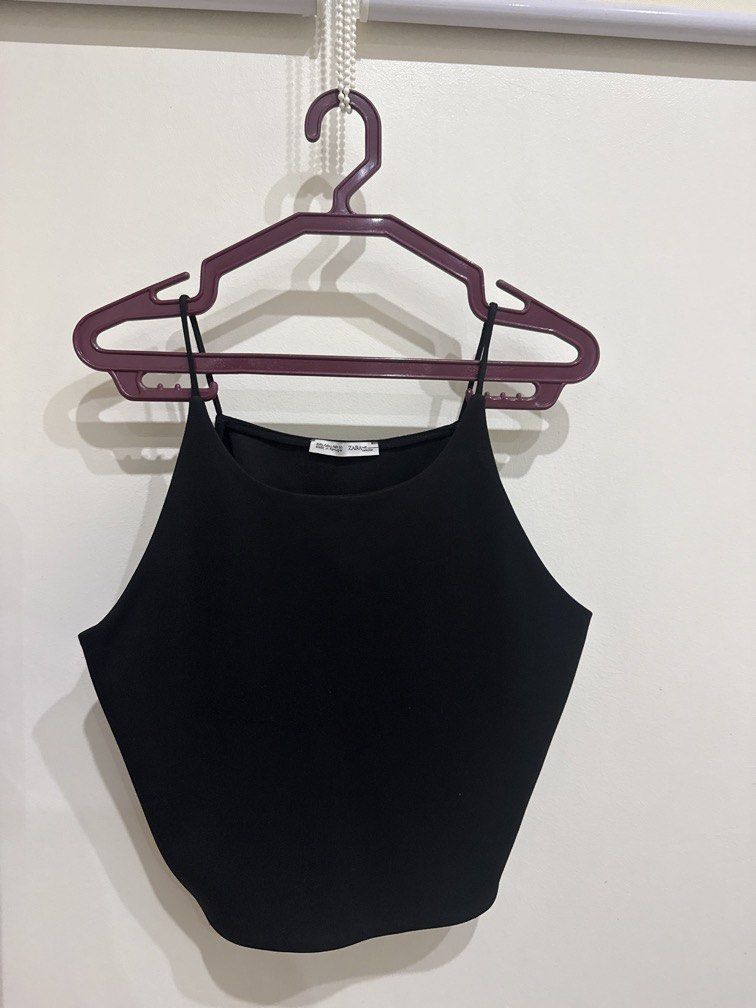 Zara Black Crop Top (Category: Blouses) located in Quezon City. Submitted by jad__os (Listing ID 1466718857, Image 1). Description: .