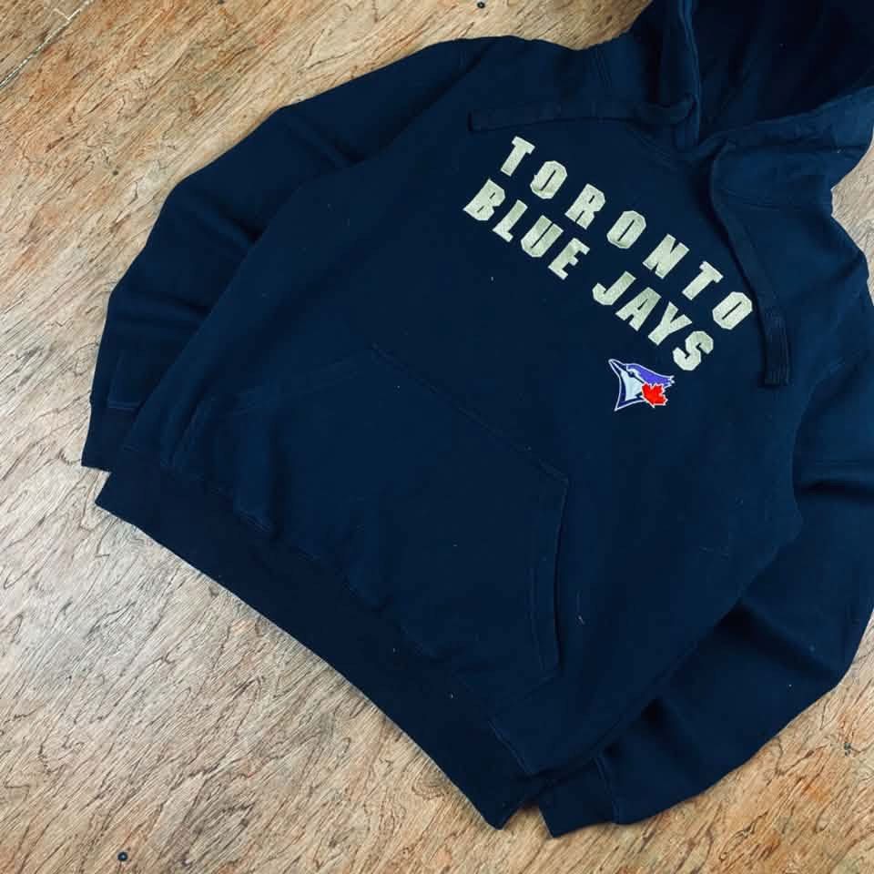 TORONTO BLUE JAYS (Category: Coats, Jackets and Outerwear) located in Cavite. Submitted by block4597 (Listing ID 1466632162, Image 3). Description: ❇️TORONTO BLUE JAYS 📍SIZE - LARGE 25/26 📍ISSUE NONE 📍COLOR RATE -9/10 📍CONDITION -EXCELLENT 📍 DECLARE OFF OR LEGIT.