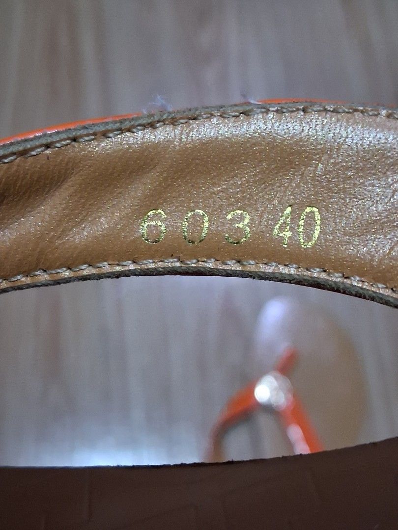 Tory (Category: Sneakers & Footwear) located in Koronadal. Submitted by glai1992 (Listing ID 1466657997, Image 3). Description: tory sandal size 40.