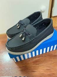Touch Kids Hanson Dark Blue Loafers (Category: Babies & Kids Fashion) located in Binan City. Submitted by mom-of-2 (Listing ID 1466567566, Image 2). Description: - Brand: Touch Kids (SM Brand) - Model: Hanson - Size : 31 / 21-21.5cm - Color: Dark Blue with white rubber sole - Style: Slip-on with decorative bow and silver-tone metal lace tips - Condition: Preloved but not worn out - sole is Not “Pudpod” - Original Tag Price: ₱799.00 - No more box 