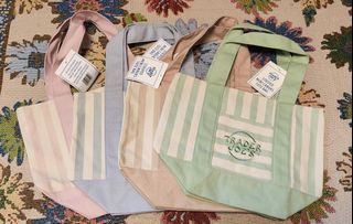 （分類：）位於 。 由 chanks2020 提交（商品編號 1466631892，圖片 1）。簡介： 。