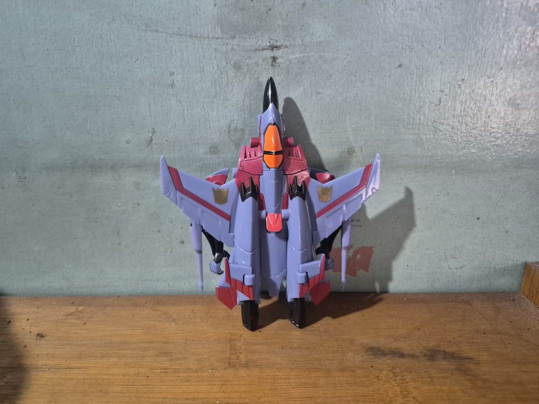 Transformers Animated Starscream Activators (TFA) (Category: Figurines & Statues) located in Manila. Submitted by seekerslav71161 (Listing ID 1466708628, Image 3). Description: Good condition. Can transform with a press of a button.