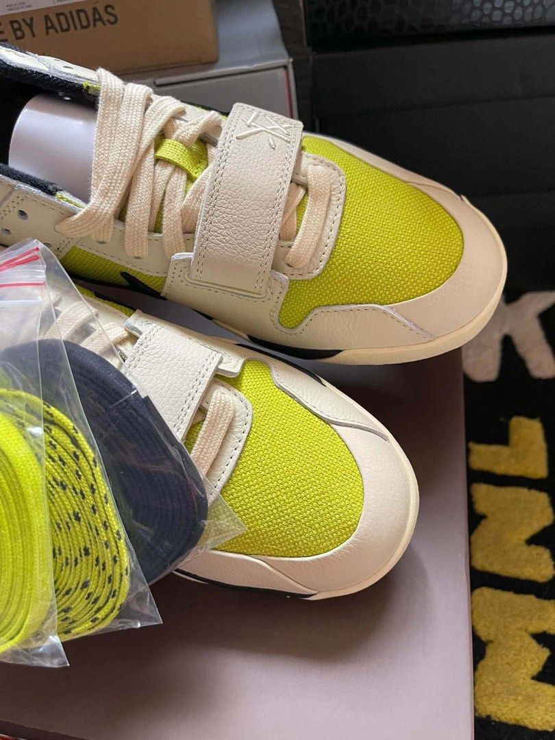 Travis Scott Jumpan Jack Bright Cactus (Category: Sneakers) located in Makati City. Submitted by threadsfordays (Listing ID 1466772399, Image 3). Description: Authentic Bnew Sz 9.5 ₱8000 Mandaluyong area.