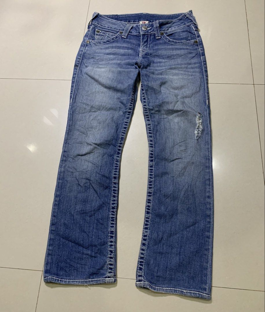TRUE RELIGION denim pants (Category: Jeans) located in Molave. Submitted by mysticbird_38213e (Listing ID 1466674836, Image 2). Description: Good condition No issue Style po yang nasa PIC ganda nito size 28 on tag best fit 30.