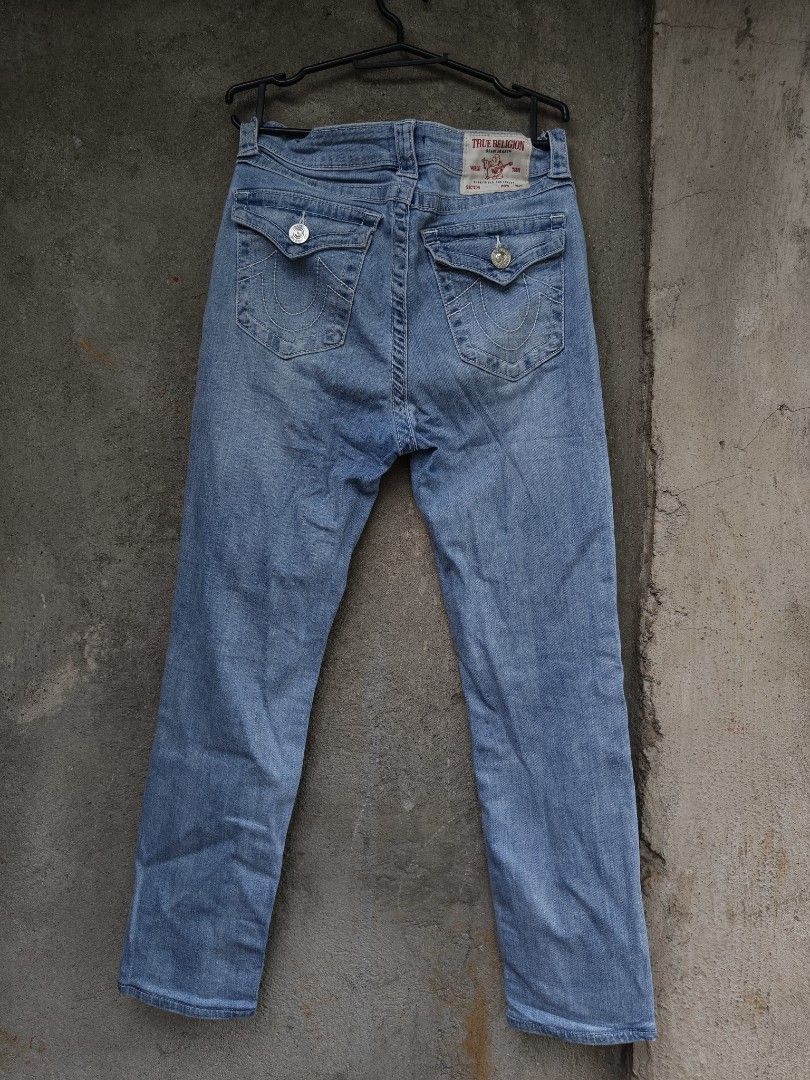 True religion jeans (Category: Jeans) located in Puerto Princesa. Submitted by dripthrift99 (Listing ID 1466628814, Image 2). Description: True Religion size 26 women excellent condition no isuse loc: palawan.