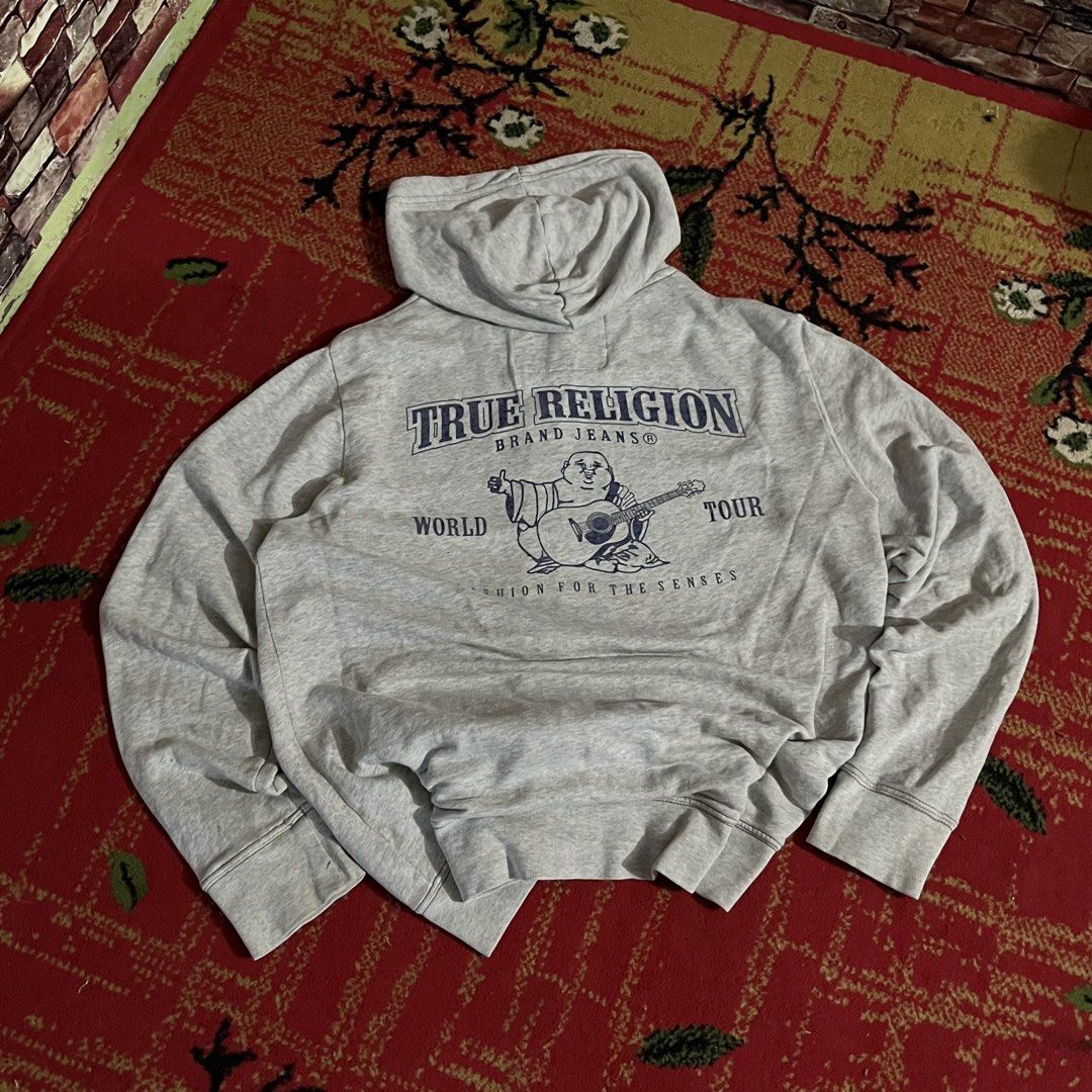 TRUE RELIGION ZIP UP (Category: Coats, Jackets and Outerwear) located in Muntinlupa City. Submitted by thuggin.shawn (Listing ID 1466682688, Image 1). Description: TRUE RELIGION ZIP UP W 23 / L 28 🏷️1,999 -AUTHENTIC.