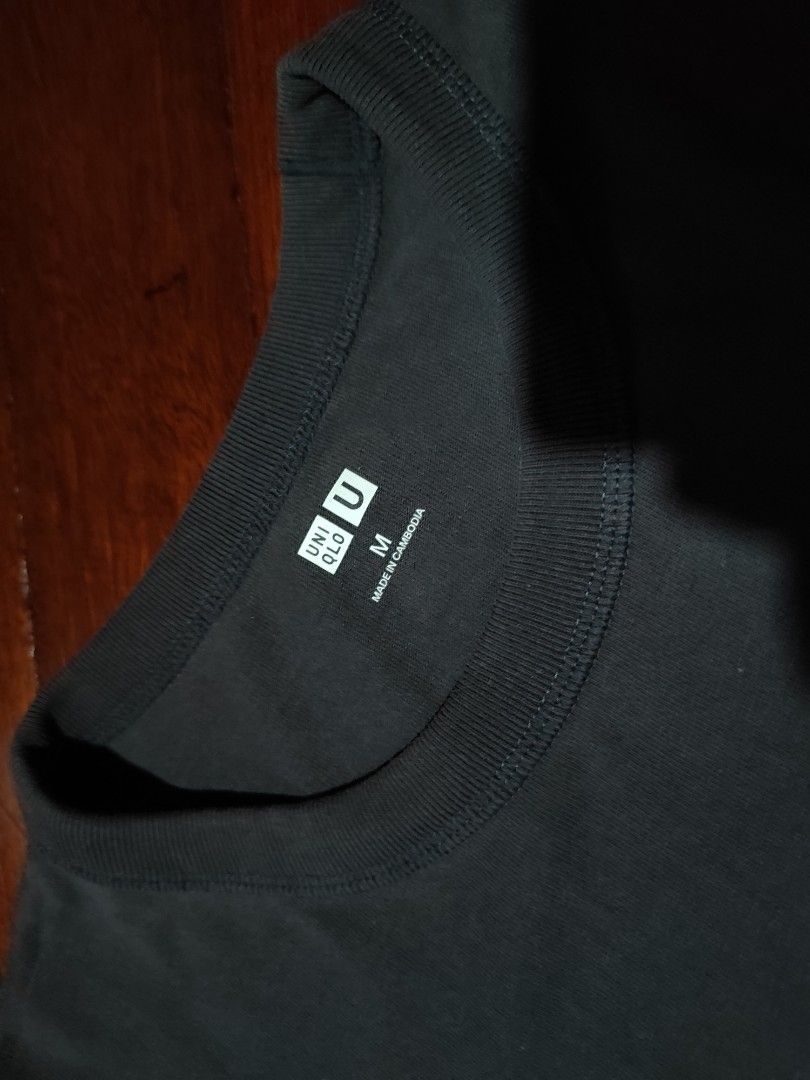 U SHIRT (Category: Tshirts & Polo Shirts ) located in Manila. Submitted by sepjidawn (Listing ID 1466629434, Image 2). Description: U SHIRT condition; 9,8/10 size; medium color; dark gray ⏹️PRICE; 199 🟡original uniqlo shirt 🟡use once only 🟡color may be varie due lightning 🟡UGALIIN BASAHIN ANG BUONG DETAILS WAG MASYADO EXCITED 🟡NO RETURN POLICY UNA HND AKO MALL/ONLINESHOP ETC. AND ALL DETAILS and PICTURES POSTED NA 🟡CHECK ITEM UPON MEETUP IT