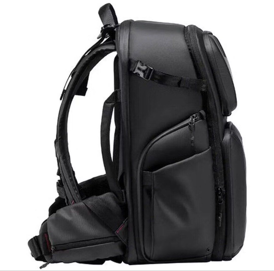 Ulanzi BP10 Camera Backpack (Category: Camera Bags & Carriers) located in Mandaluyong City. Submitted by ericbanes (Listing ID 1466709149, Image 3). Description: - Brand/Model: Black Ulanzi BP10 Camera Backpack - Protection: Hard shell front compartment and durable exterior fabric - Comfort & Carry: Thick padded shoulder straps and side grab handle - Gear Storage: Spacious interior with multi-pocket layout for cameras, lenses, and accessories - E