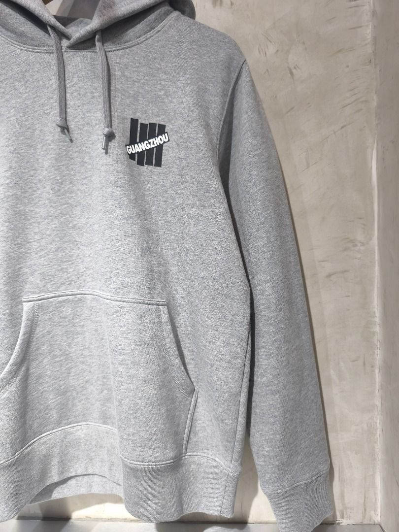 Undefeated Hoodie (Category: Hoodies) located in Lucena. Submitted by 0174.archive (Listing ID 1466679194, Image 2). Description: very good used condition no flaw s Actual Measurements (inches) Chest (pit to pit): Length: Sleeve Length: Shoulder: Message before buying. Items are pre-loved / second hand used. Manage your expectations. Buy with confidence. No return no exchange. Additional Shipping Fee Ship via JRS / JNT MOP GCASH / BPI .