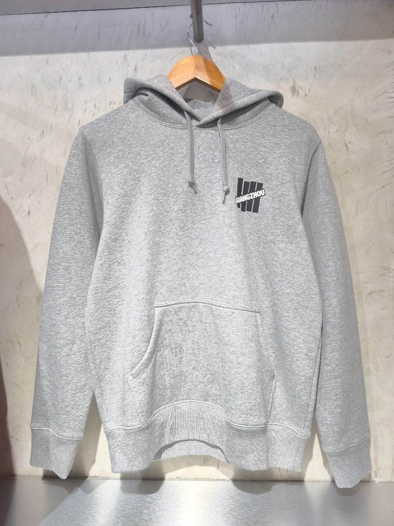 Undefeated Hoodie (Category: Hoodies) located in Lucena. Submitted by 0174.archive (Listing ID 1466679194, Image 1). Description: very good used condition no flaw s Actual Measurements (inches) Chest (pit to pit): Length: Sleeve Length: Shoulder: Message before buying. Items are pre-loved / second hand used. Manage your expectations. Buy with confidence. No return no exchange. Additional Shipping Fee Ship via JRS / JNT MOP GCASH / BPI .