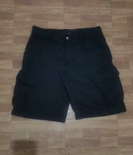 (Category: ) located in . Submitted by THRIFTHITS (Listing ID 1466719414, Image 1). Description: .