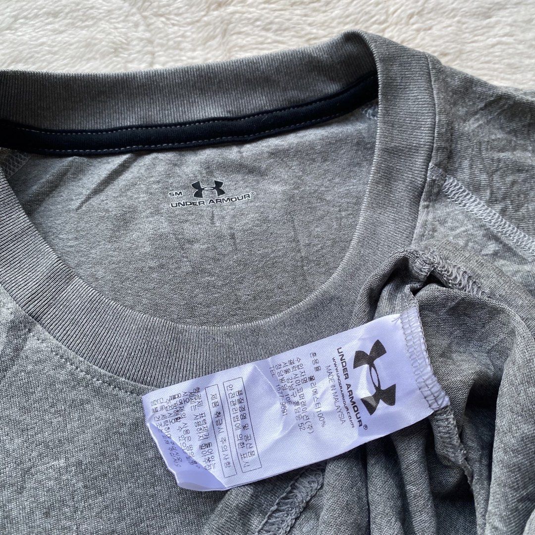 Under armour Gray Training Shirt (Category: Activewear) located in Davao. Submitted by bangers01 (Listing ID 1466709015, Image 3). Description: .